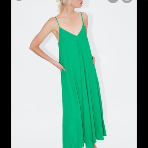 Green Zara Dress 💚 - Picture 1 of 7